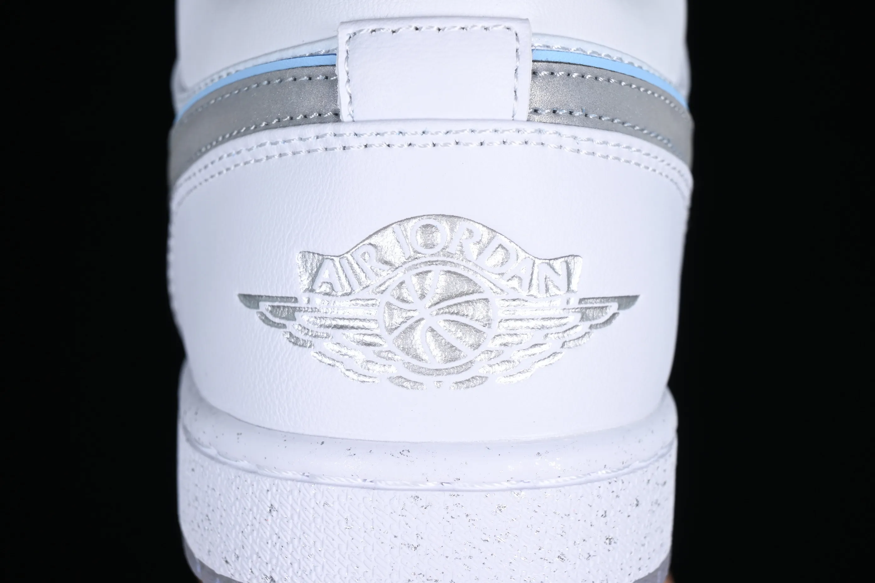 All categories Air Jordan Jordan series basketball shoes Air Jordan 1 Low Z version Air Jordan 1 Low "Dare To Fly" AJ1 Joe 1 Silver Cultural low-top casual sneakers FB1874-101